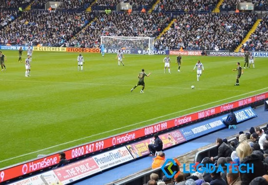 Máscara de módulo de goma suave 960X960mm Panel portátil P10 Estadio exterior Fútbol Perimetral Publicidad Pantalla LED